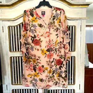 NWT Vince Camuto floral dress
